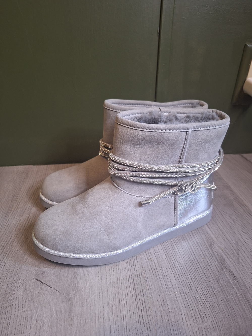 Juicy Couture Kandar Winter Snow Boots